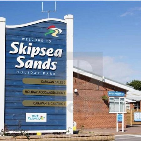 Remarkable 2-Bed Villa Caravan In Driffield Skipsea Exterior photo