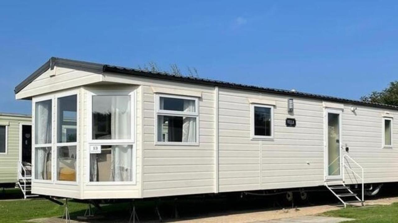 Remarkable 2-Bed Villa Caravan In Driffield Skipsea Exterior photo